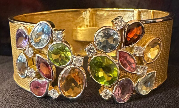 Bracelet With Diamonds & Colour Stones