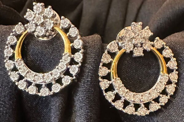 Earrings With Diamonds