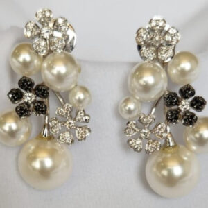 Earrings With Diamonds